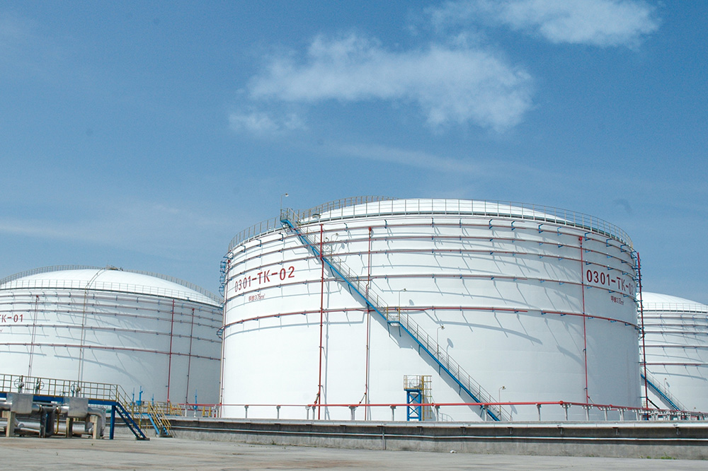 浙江興興新能源甲醇罐(內(nèi)浮頂)安裝工程